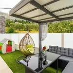 Awesome In Tatil Evi