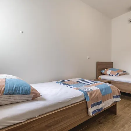 Awesome In Holiday home Srinjine